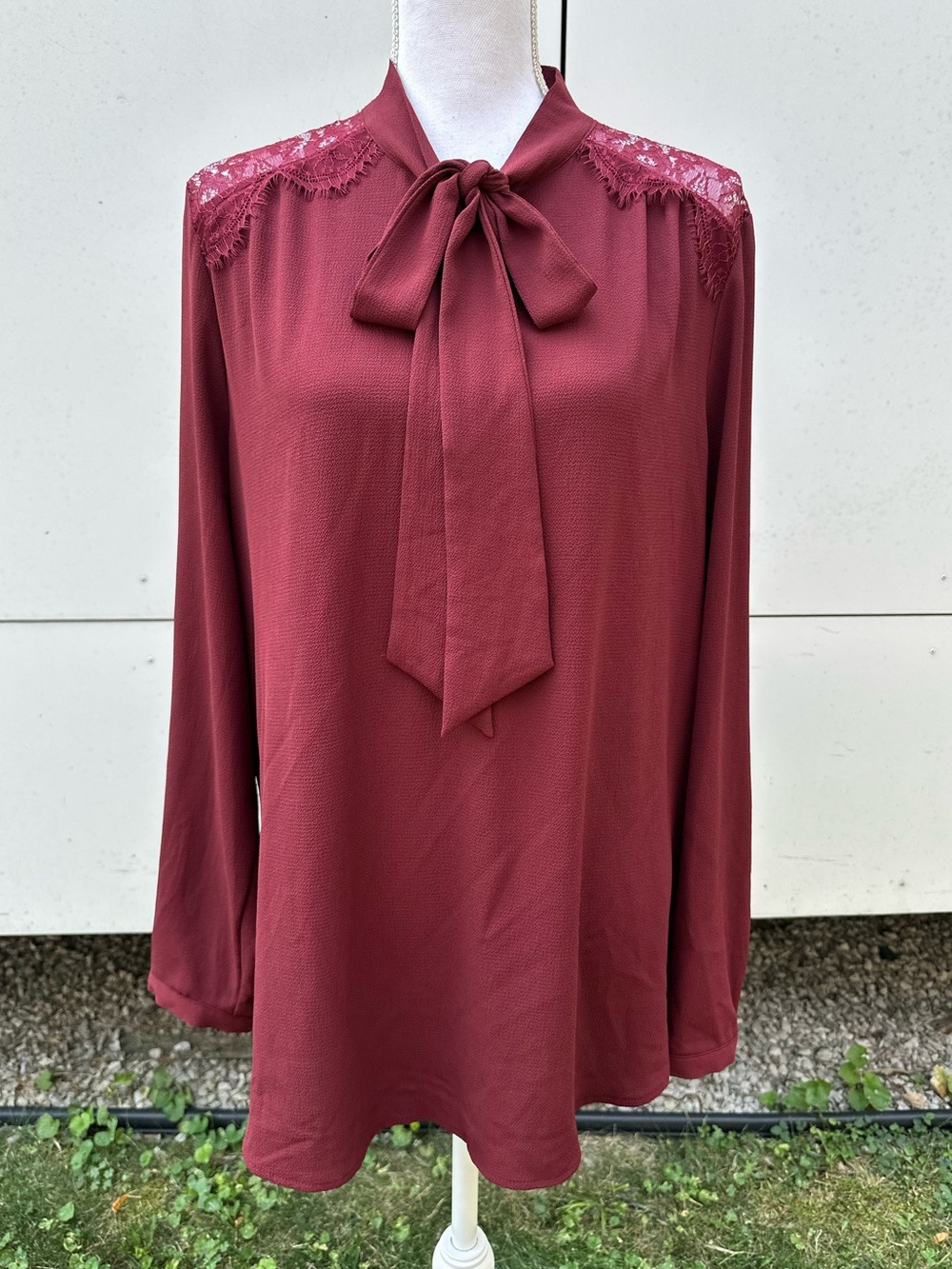 Mossimo / Burgundy Blouse with Lace Details & Bow / XXL / Whimsigoth Retro